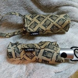 Totes travel umbrella